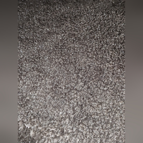 Pair of perfect brown fuzzy pillow cases - Picture 2 of 6